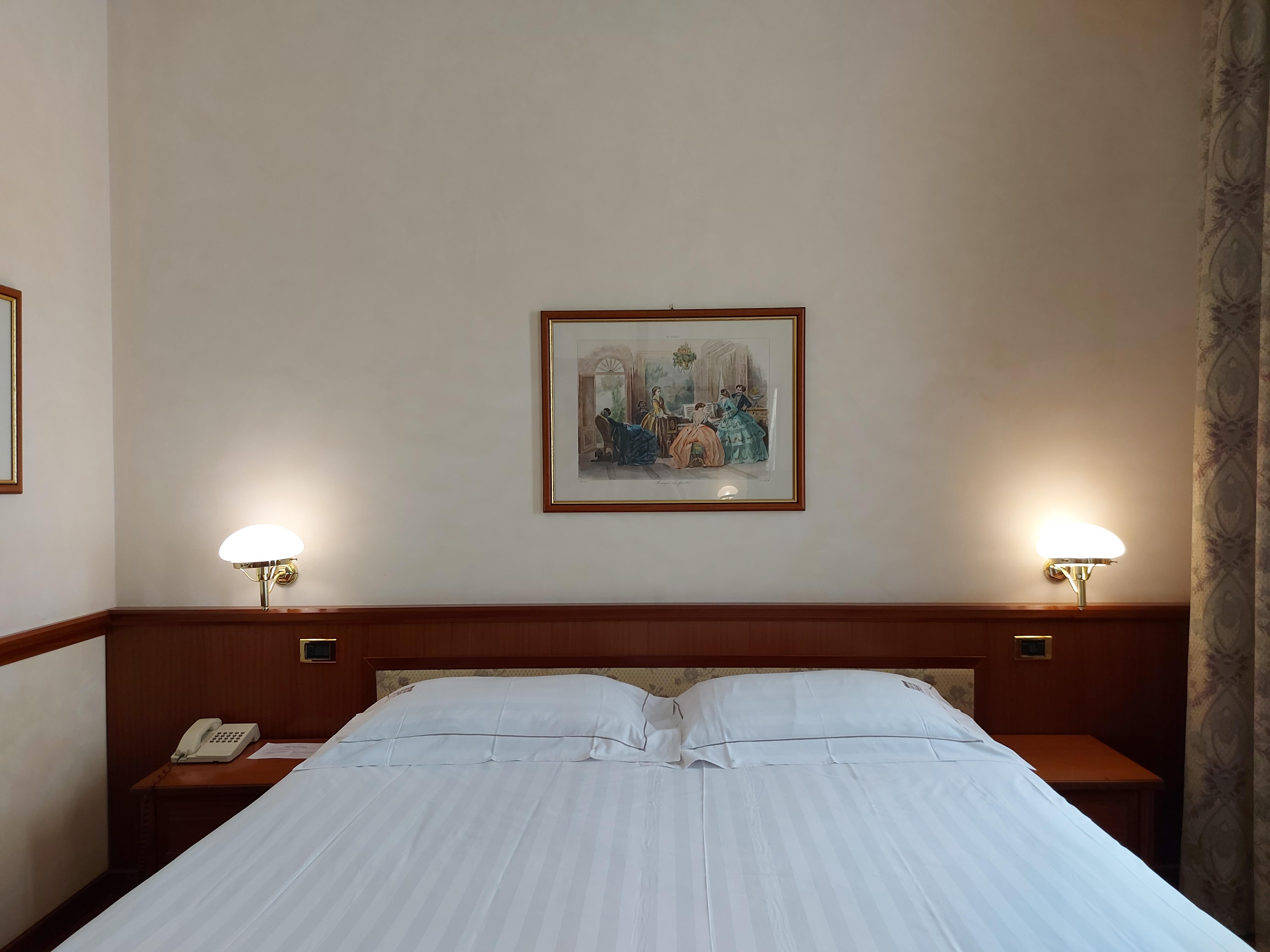 Phi Hotel Dei Medaglioni Correggio Exteriör bild